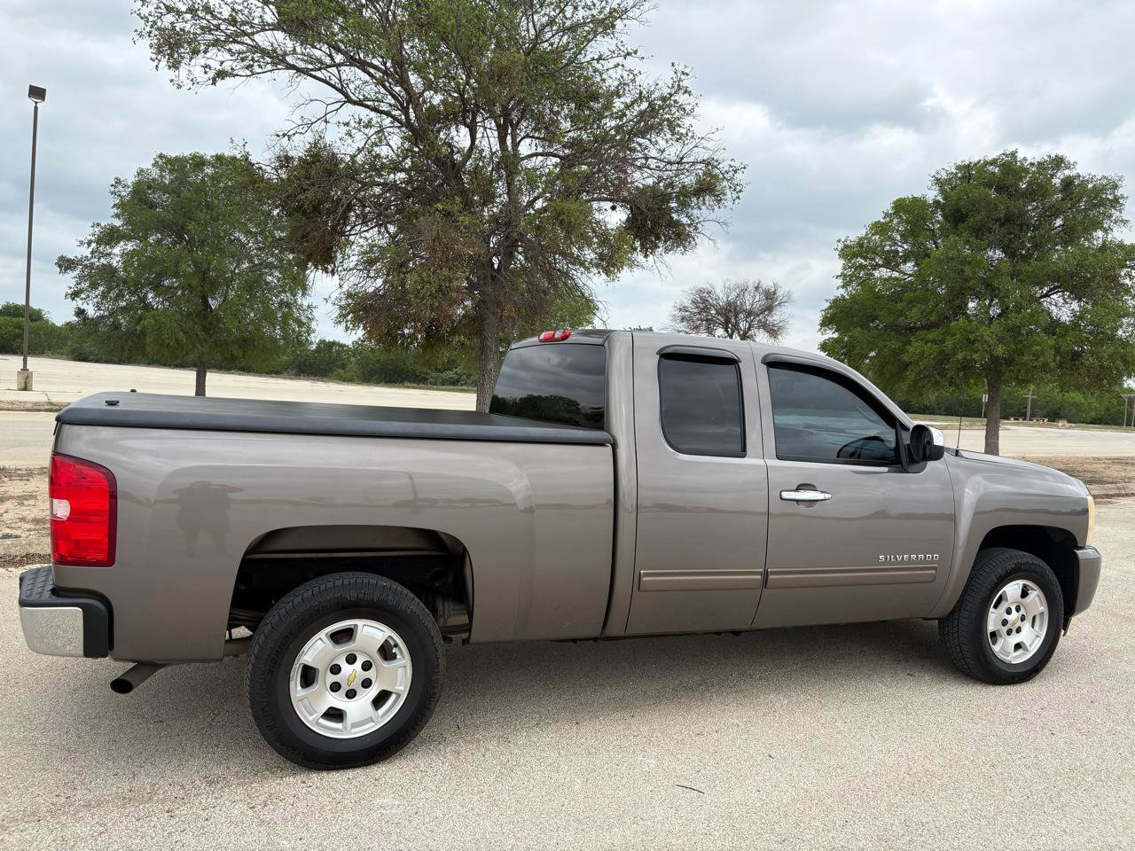 Used 2011 Chevrolet Silverado 1500 LT w/ All-Star Edition image 65