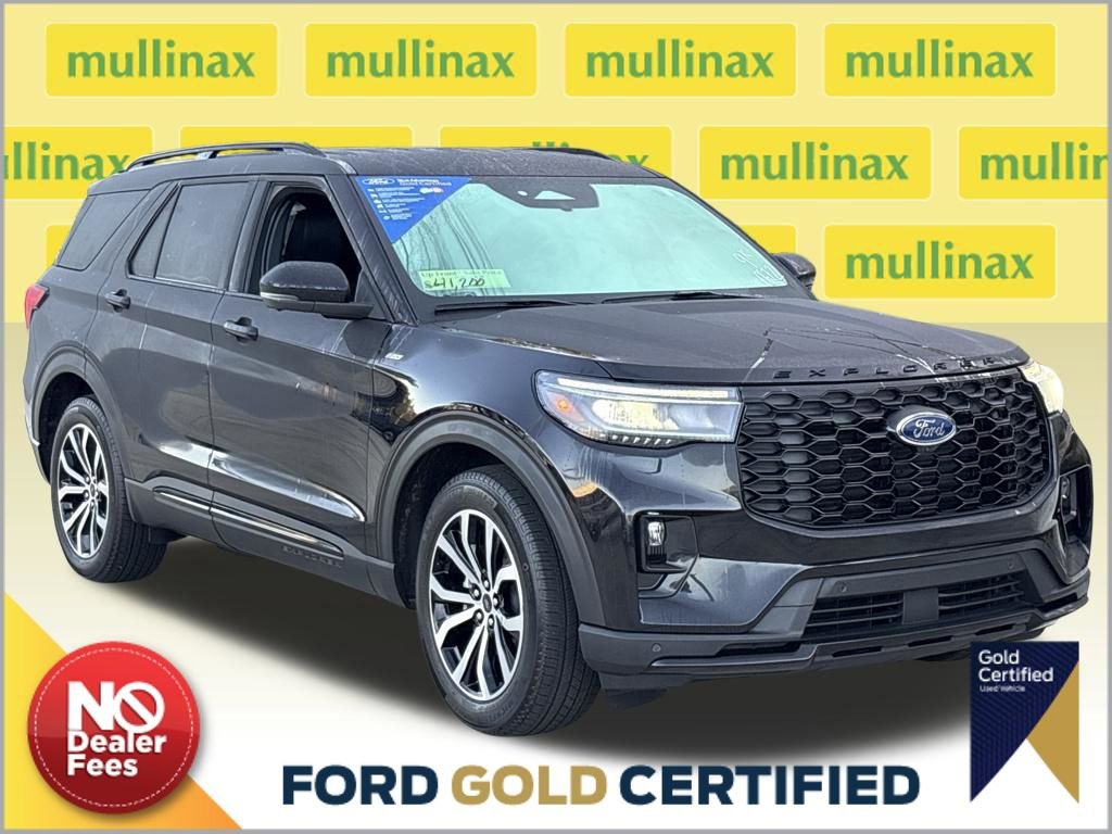 Used 2025 Ford Explorer ST-Line