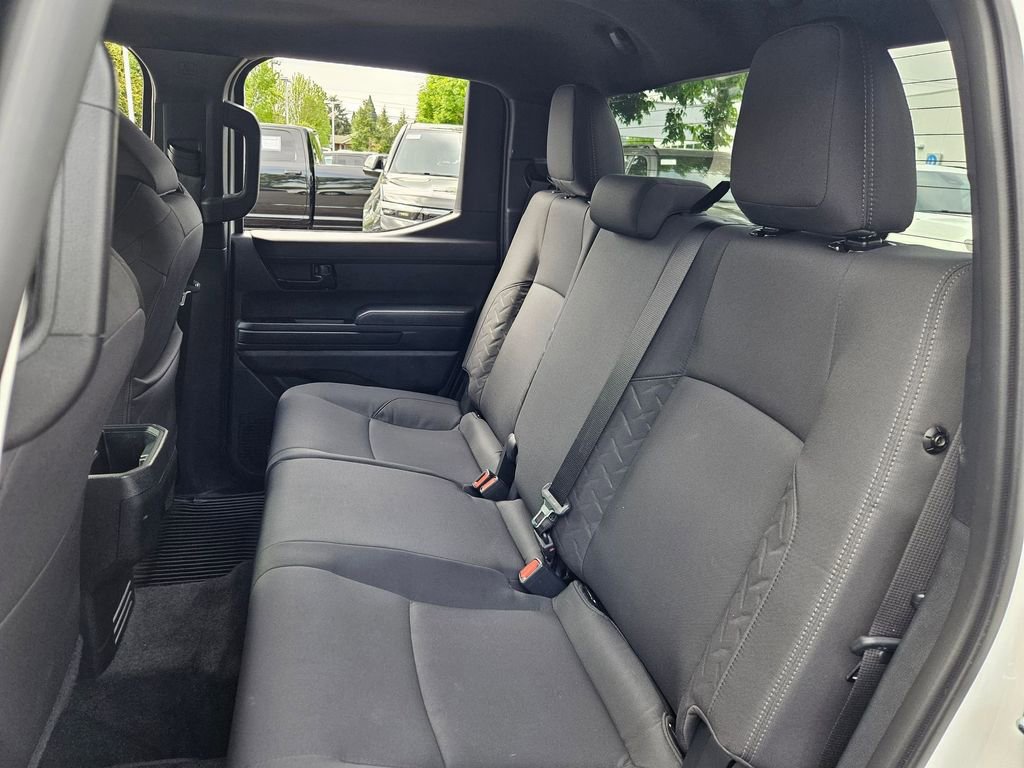 Used 2025 Toyota Tacoma SR5 AWD/4WD image 14