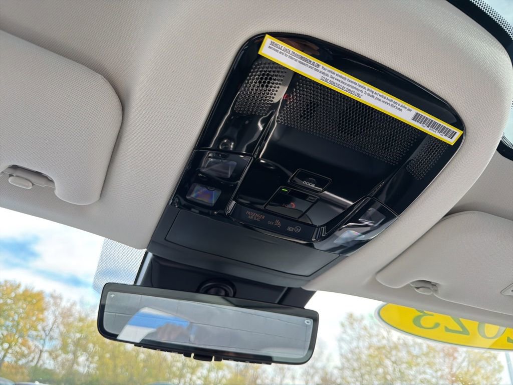 Used 2023 Lexus RZ 450e Premium image 13