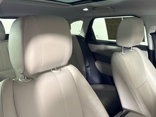 Certified 2020 Land Rover Range Rover Velar S image 30