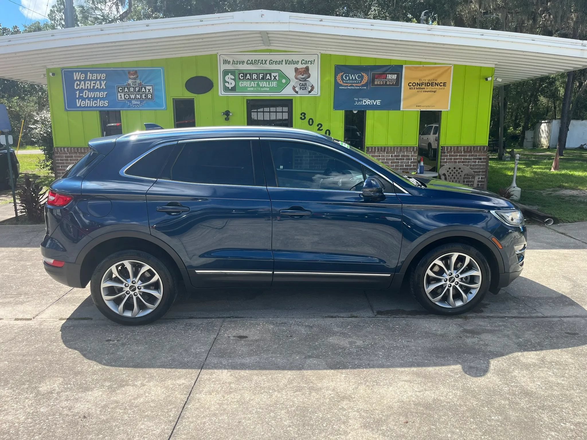 Used 2015 Lincoln MKC FWD w/ Equipment Group 101A Select image 8