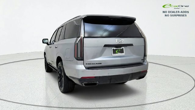 Used 2026 Cadillac Escalade Platinum Sport w/ LPO, ONYX Package AWD/4WD image 7