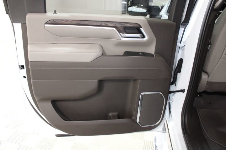 New 2026 GMC Sierra 2500 SLT w/ SLT Premium Package image 18