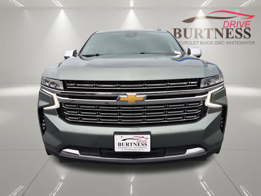 Used 2023 Chevrolet Suburban Premier AWD/4WD image 3