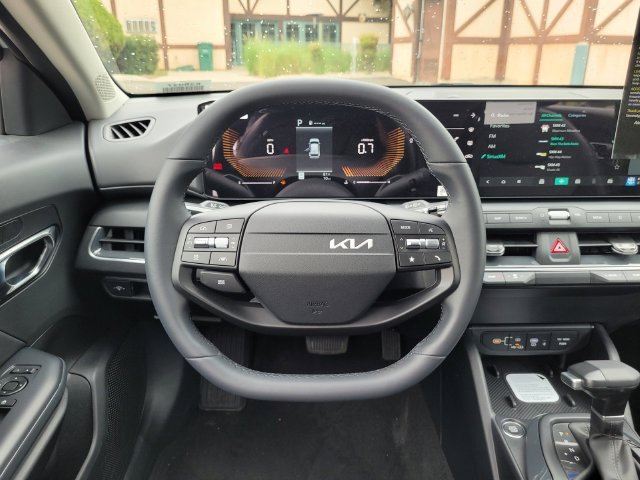 New 2026 Kia K4 EX FWD image 12