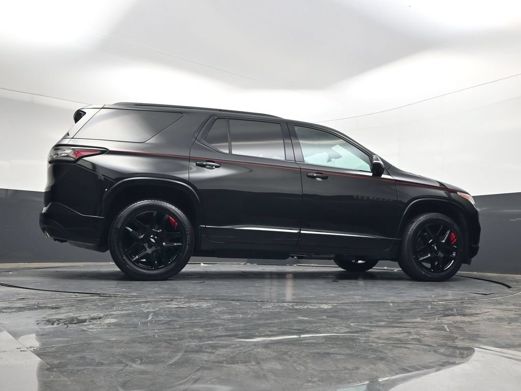 Used 2021 Chevrolet Traverse Premier w/ Redline Edition FWD image 38