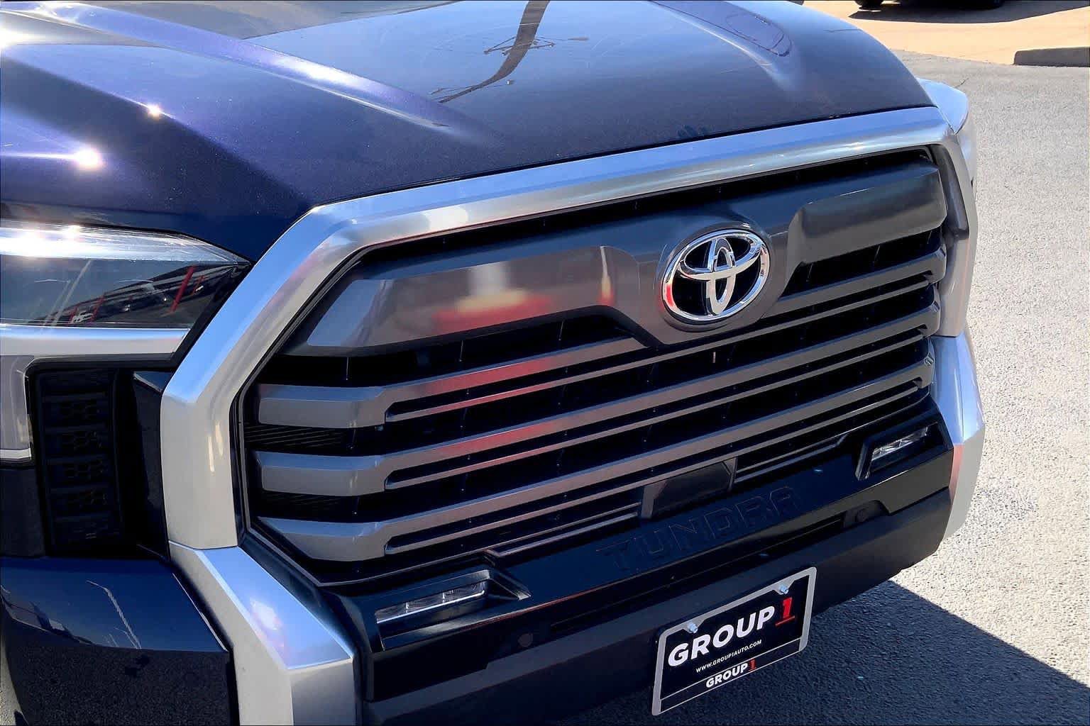 Used 2024 Toyota Tundra Limited w/ Power Package image 30
