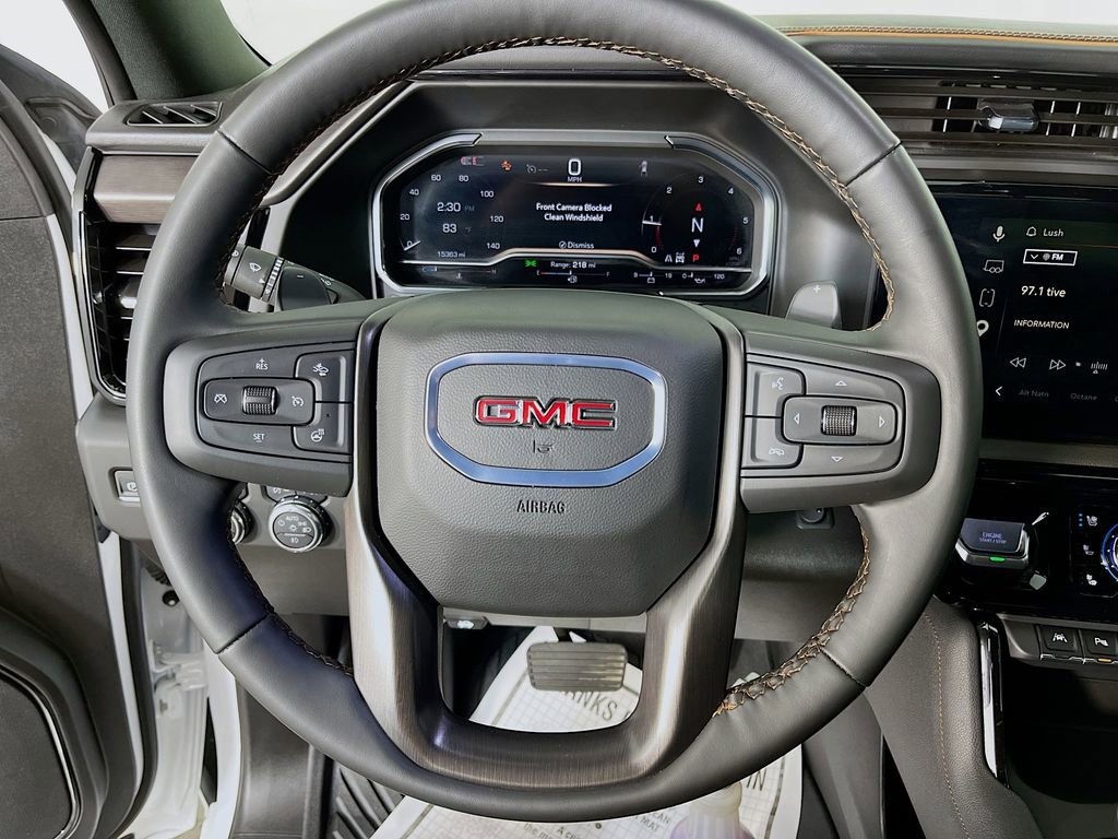 Used 2025 GMC Sierra 1500 AT4 w/ AT4 Premium Package AWD/4WD image 11