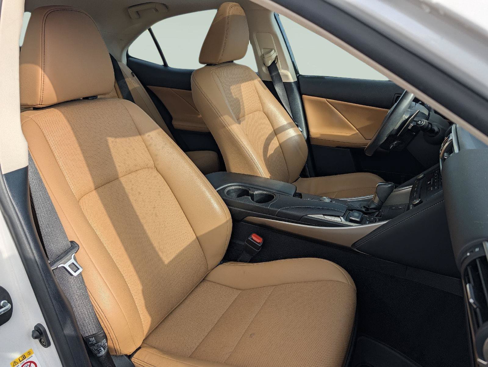 Used 2018 Lexus IS 300 AWD w/ Comfort Package image 21