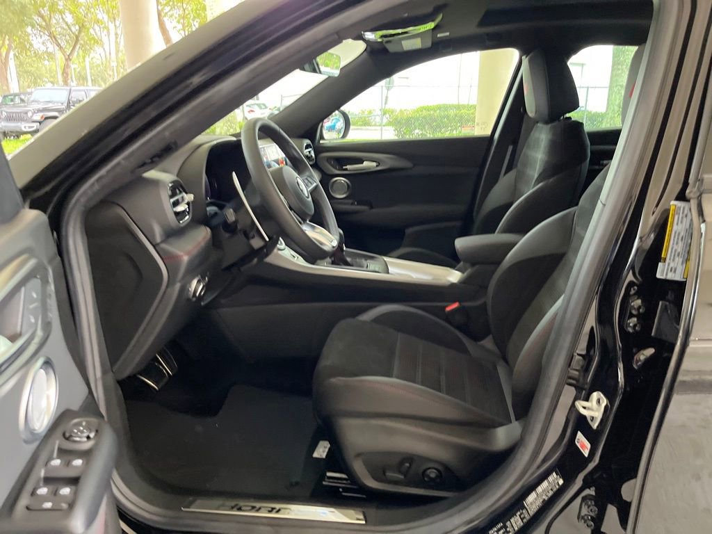 New 2024 Dodge Hornet R/T Plus image 5