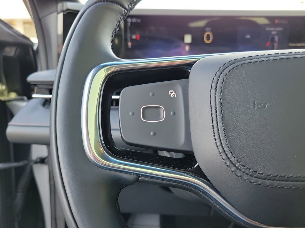 Certified 2024 Lincoln Nautilus Reserve w/ Equipment Group 202A image 24