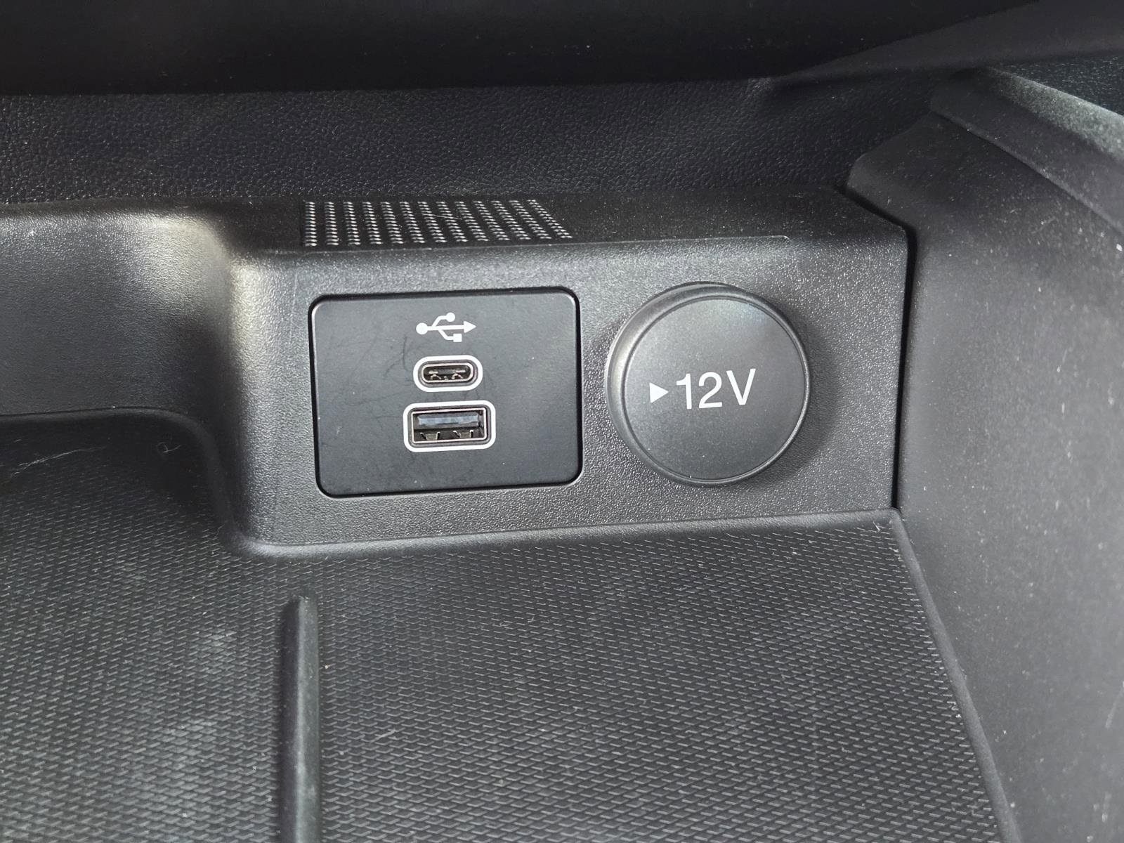 Used 2025 Ford Escape Active image 15