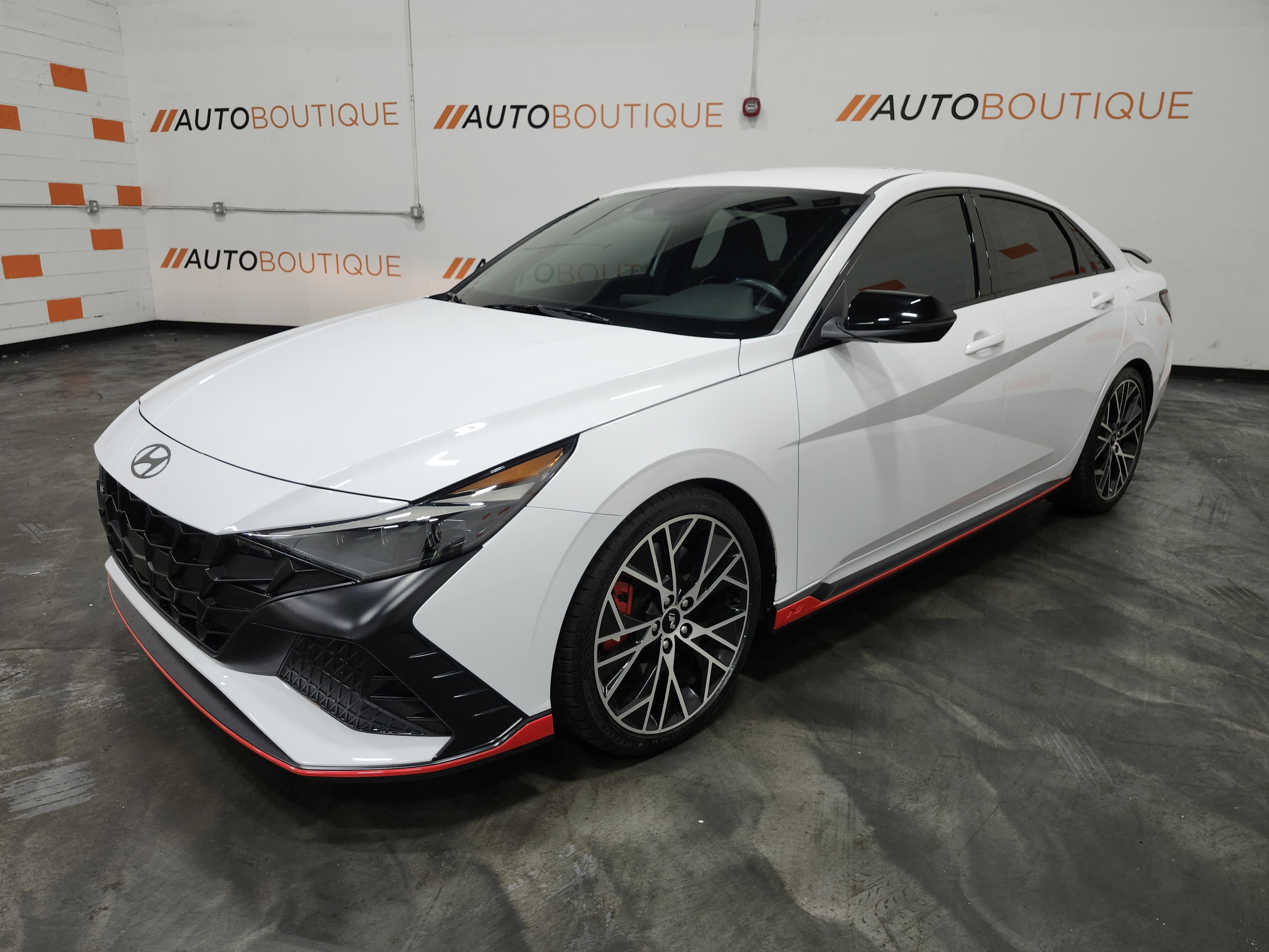 Used 2022 Hyundai Elantra N FWD image 15