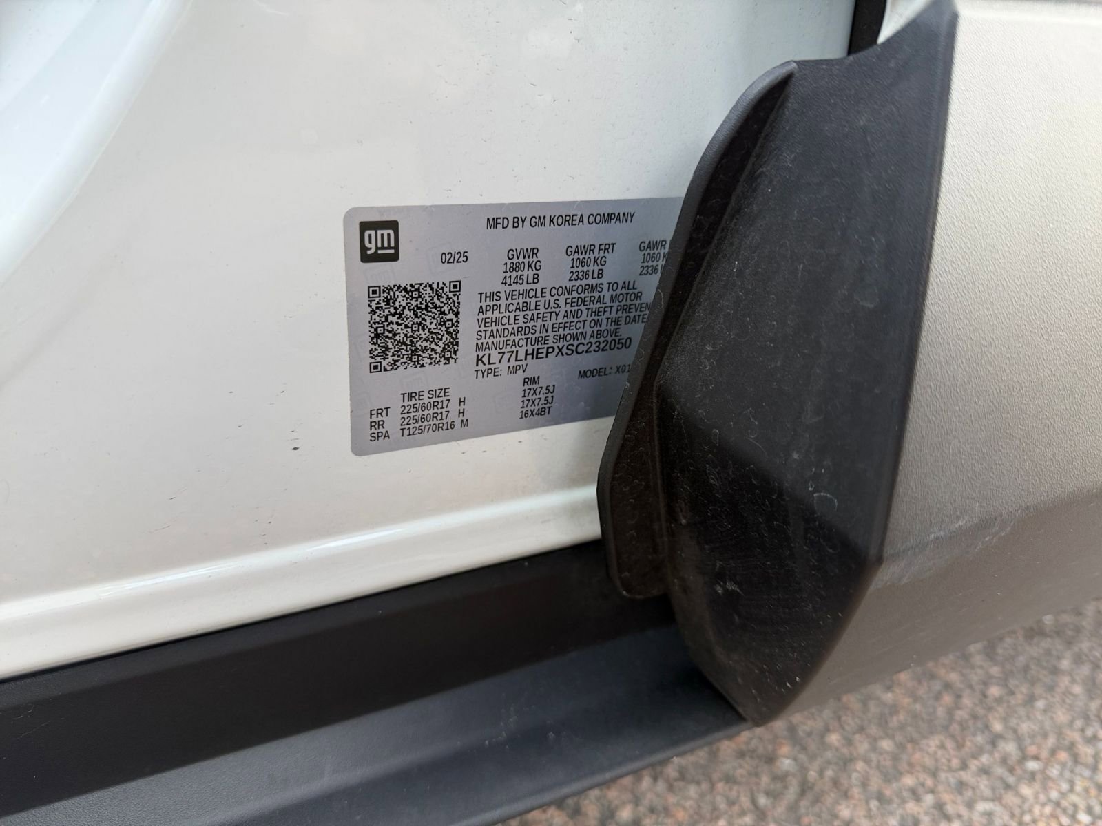 Used 2025 Chevrolet Trax LT image 27