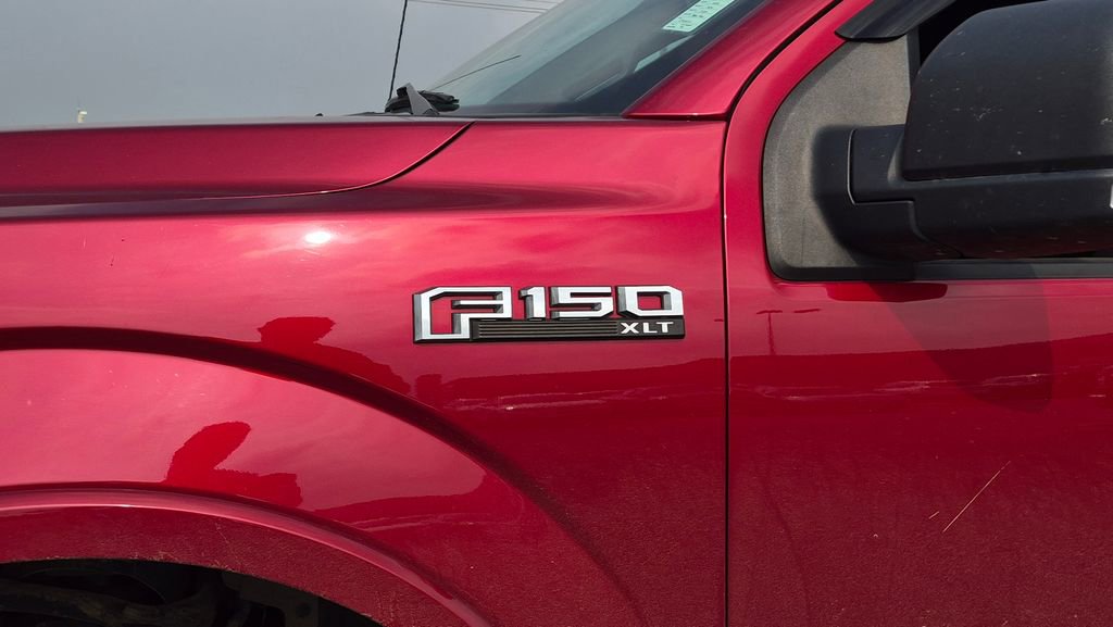 Used 2018 Ford F150 XLT w/ Equipment Group 302A Luxury AWD/4WD image 9