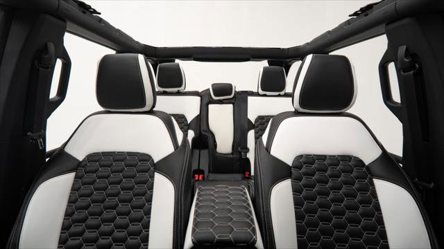 Used 2025 Ford Bronco 4-Door image 10