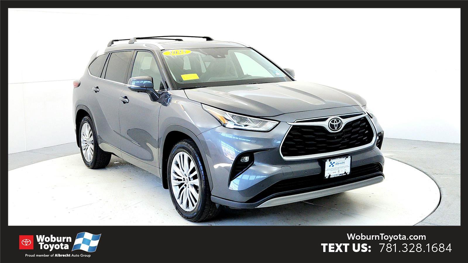 Certified 2025 Toyota Highlander Platinum image 1