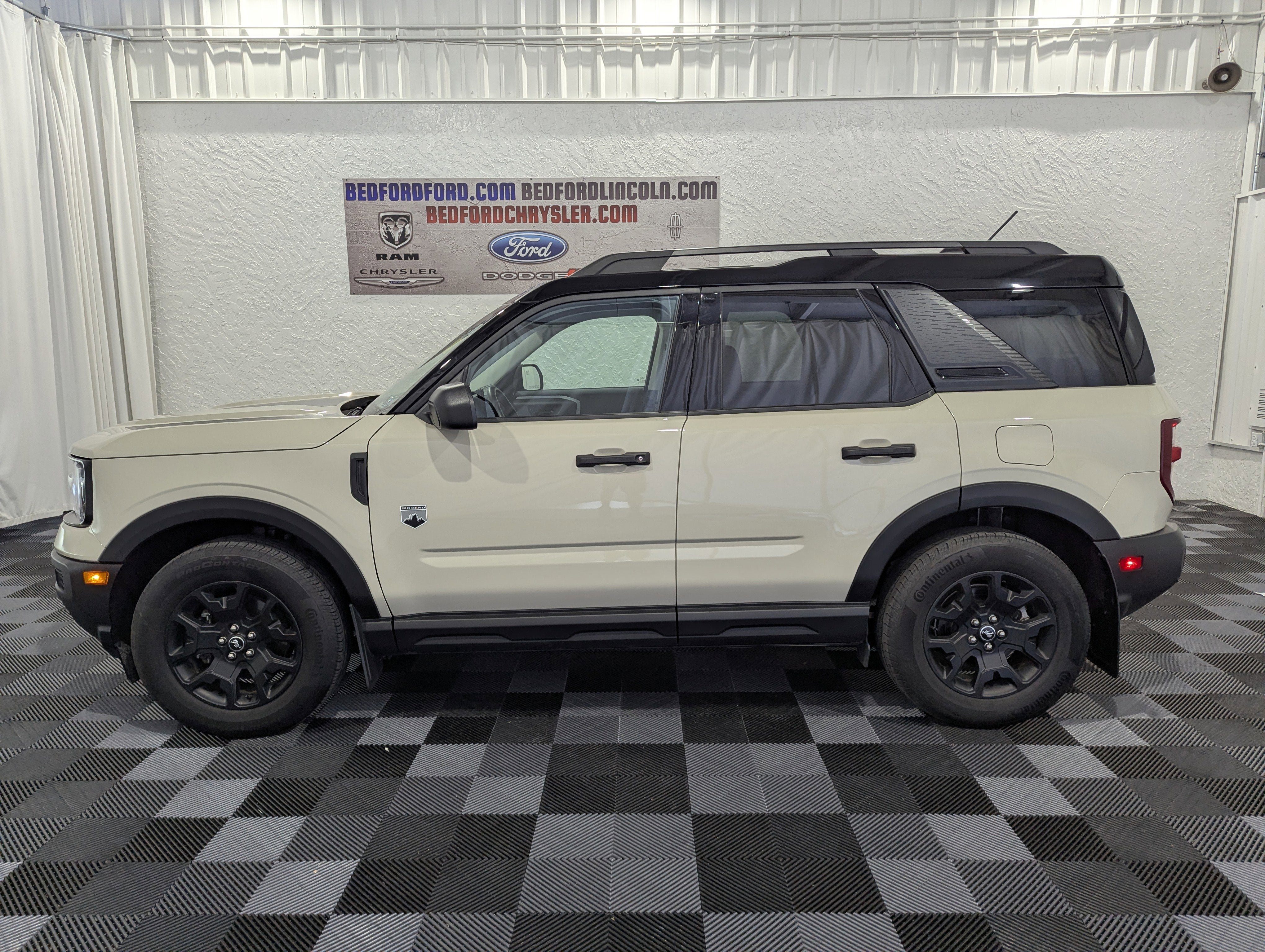 Used 2025 Ford Bronco Sport Big Bend w/ Convenience Package AWD/4WD image 2