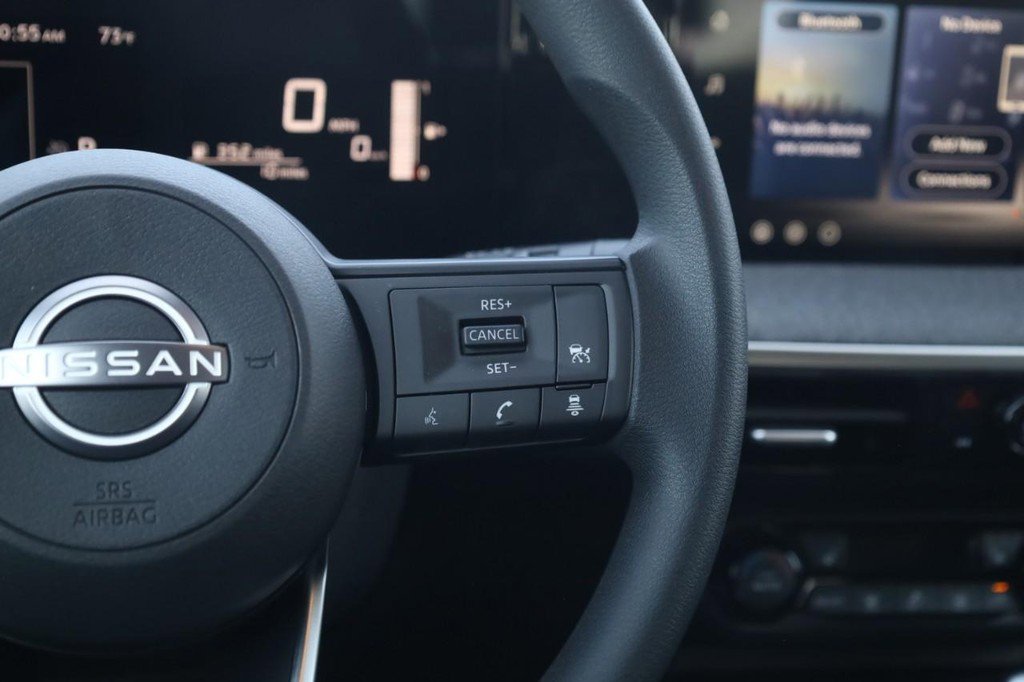 New 2026 Nissan Kicks SV w/ SV Premium Package image 9