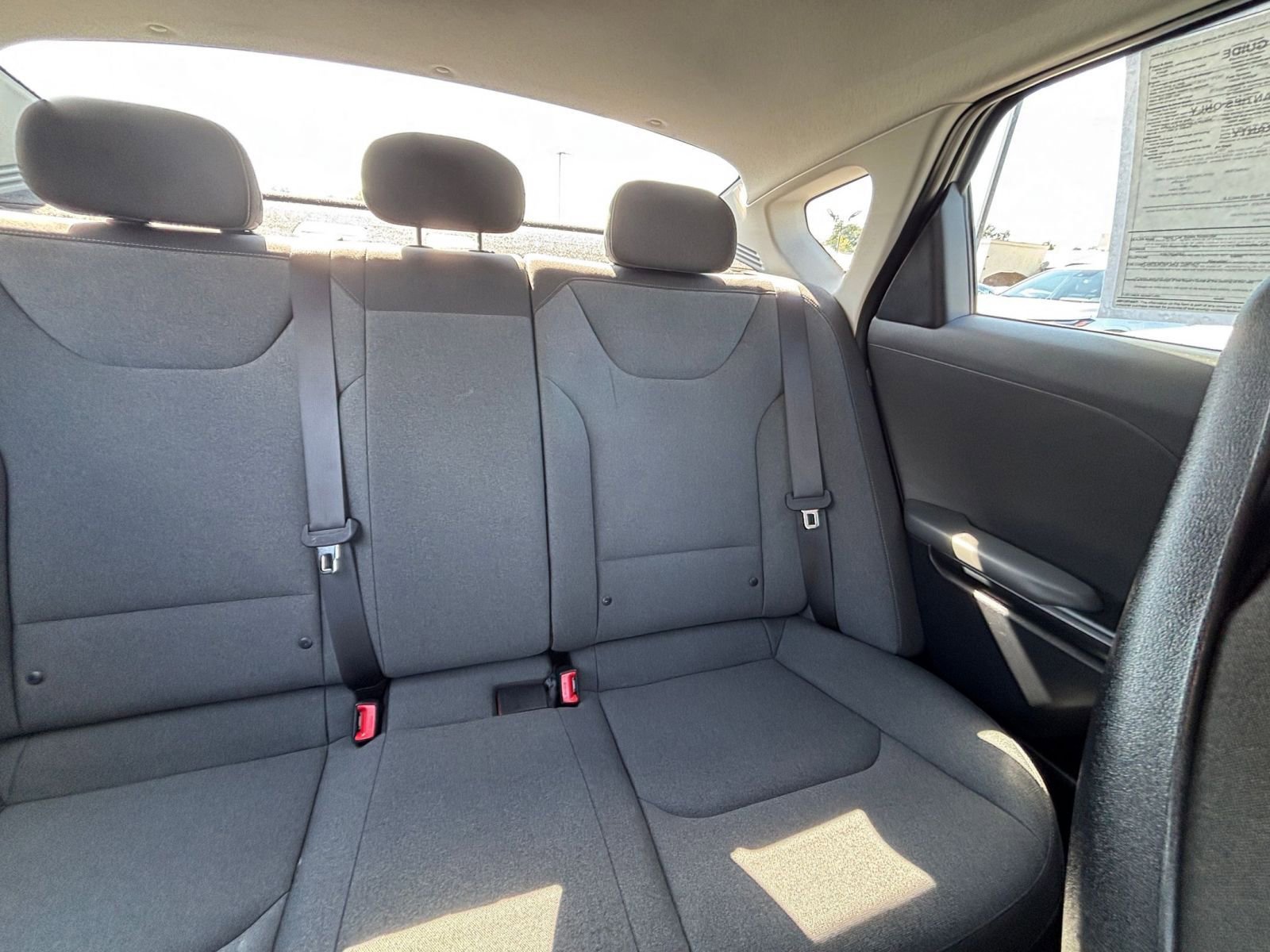 Used 2025 Kia K4 FWD image 36