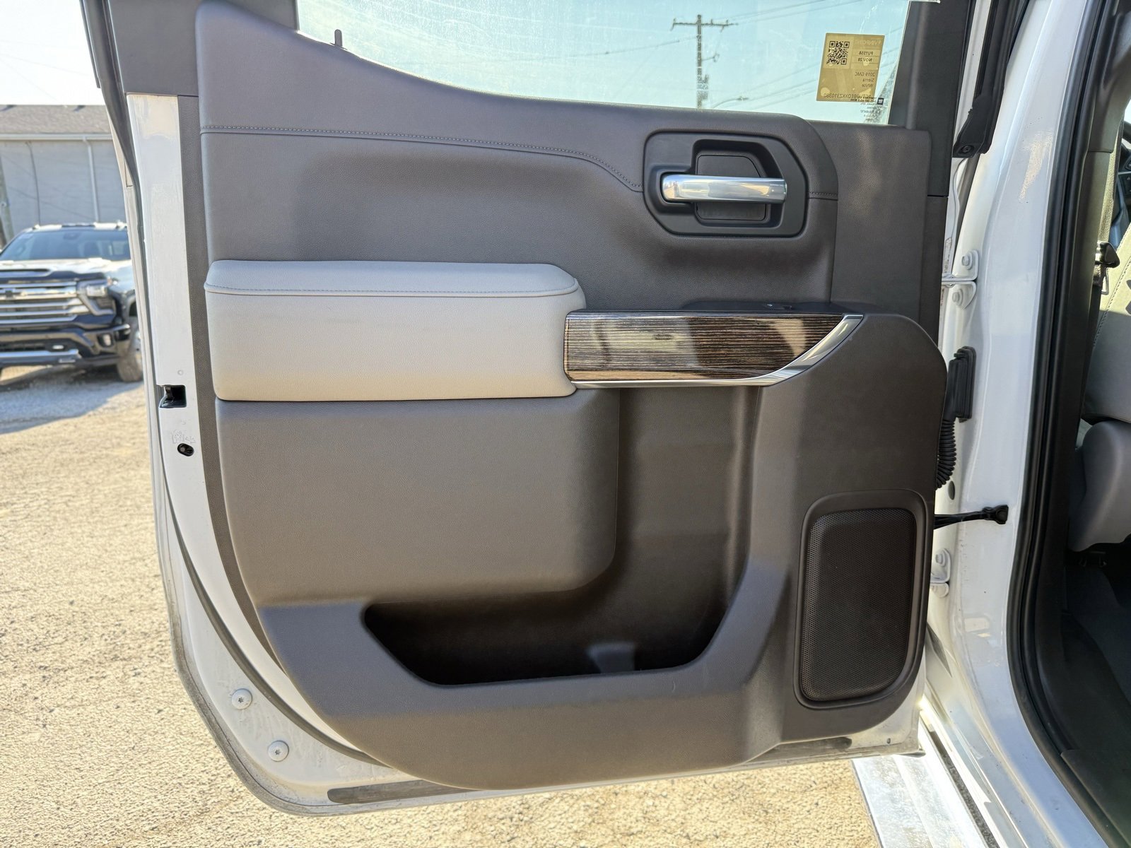 Used 2019 GMC Sierra 1500 SLE w/ SLE Value Package image 24