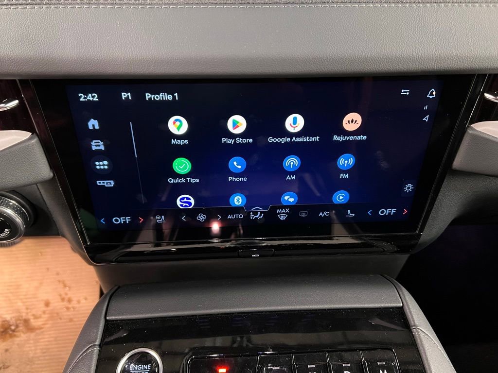 Used 2025 Lincoln Navigator Reserve w/ Jet Appearance Package image 9