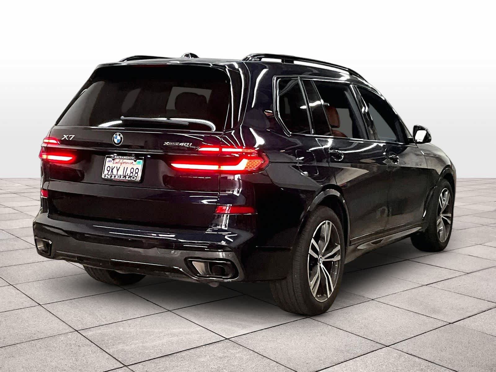 Used 2024 BMW X7 xDrive40i w/ M Sport Package AWD/4WD image 15