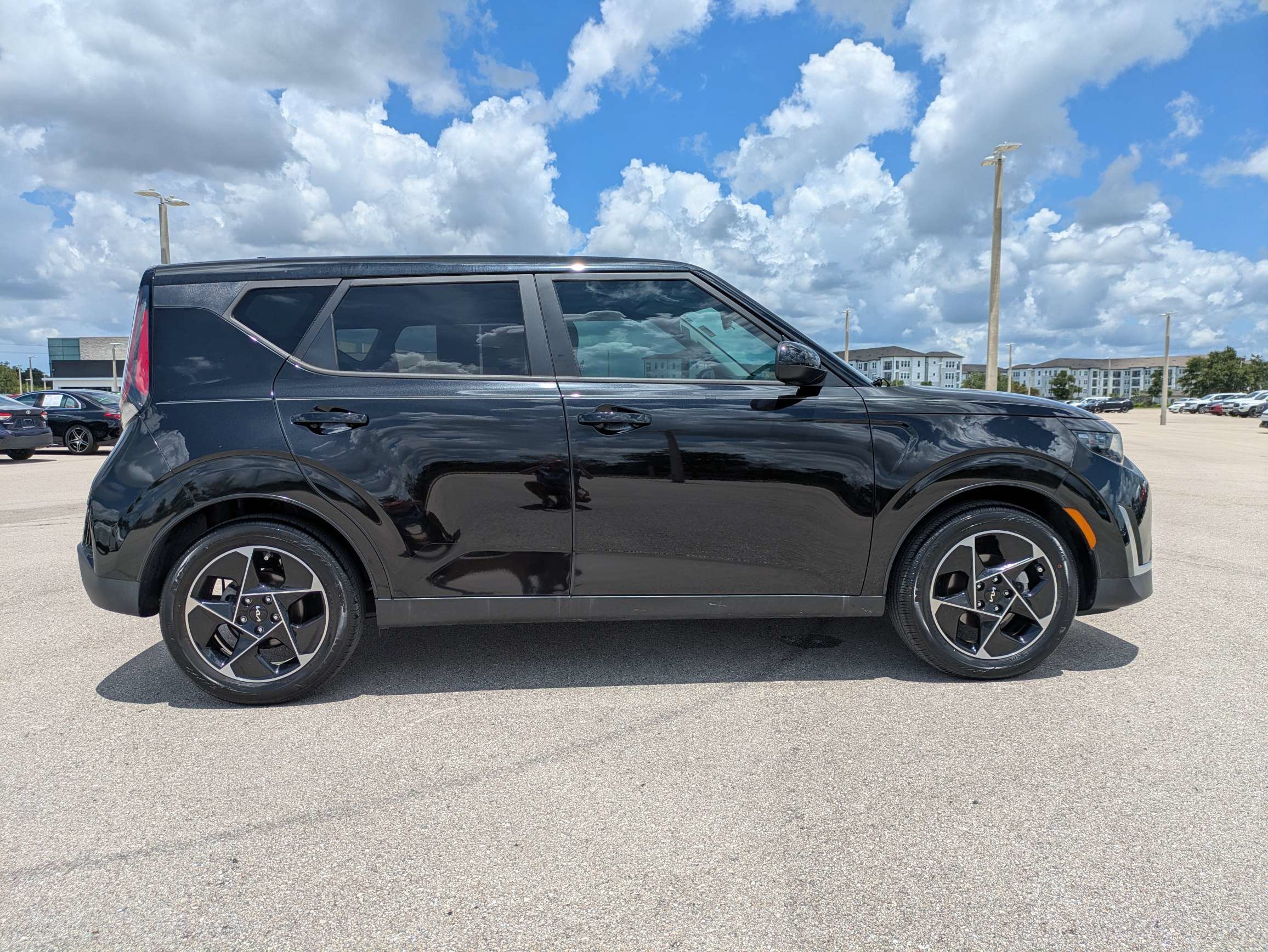 Certified 2023 Kia Soul EX FWD image 4
