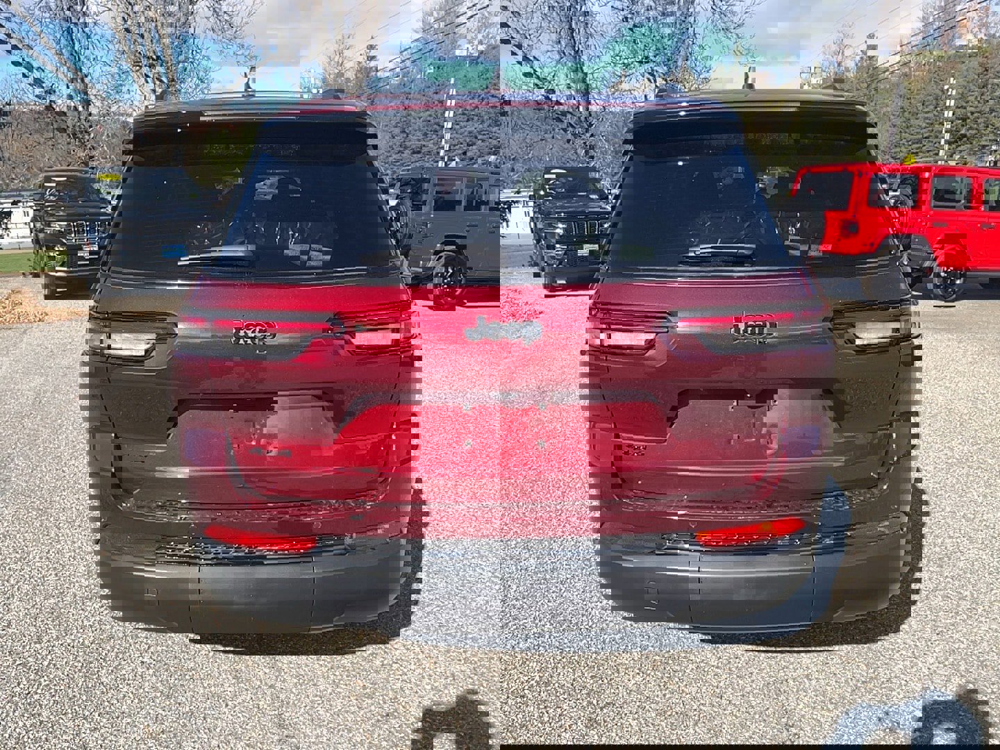 New 2025 Jeep Grand Cherokee L Altitude image 5