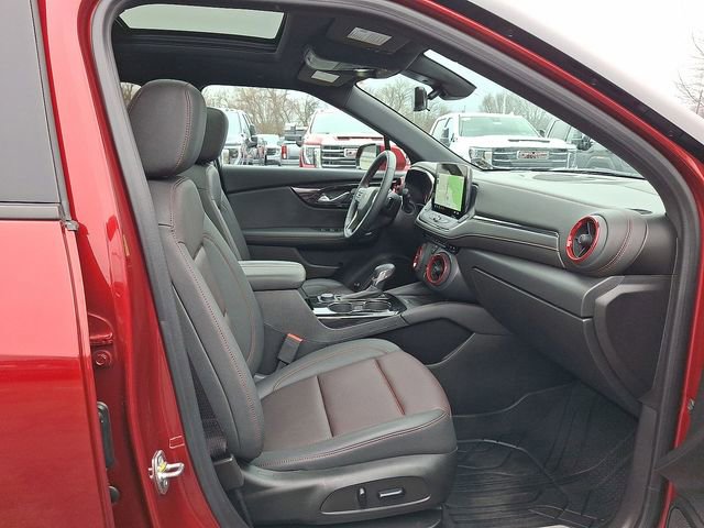 Certified 2023 Chevrolet Blazer RS w/ Driver Confidence II Package image 28