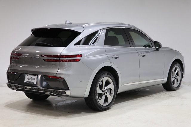 Used 2026 Genesis GV70 2.5T Advanced AWD/4WD image 8