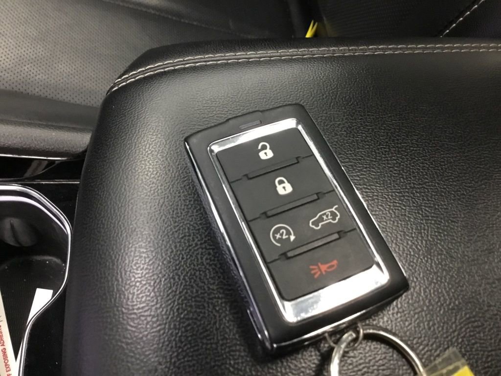 Used 2021 Jeep Grand Cherokee L Limited w/ Luxury Tech Group II AWD/4WD image 11