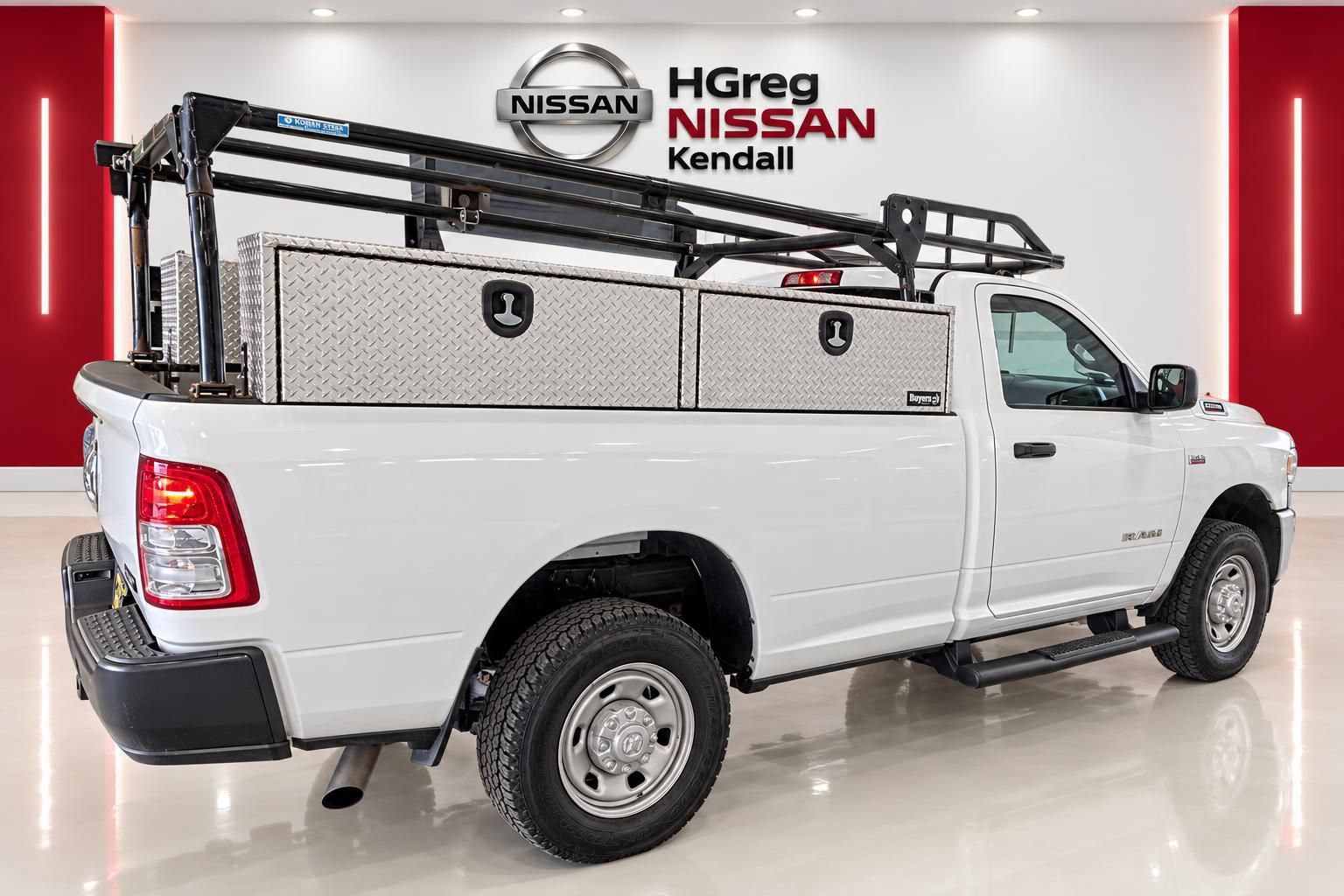 Used 2021 RAM 2500 Tradesman RWD image 4
