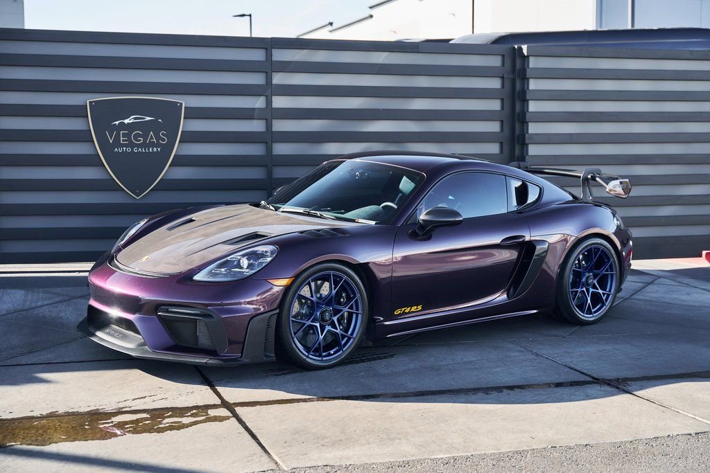 Used 2024 Porsche 718 Cayman GT4 RS w/ Weissach Package RWD image 5