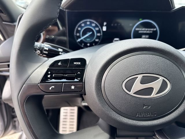 New 2025 Hyundai Elantra SEL image 15