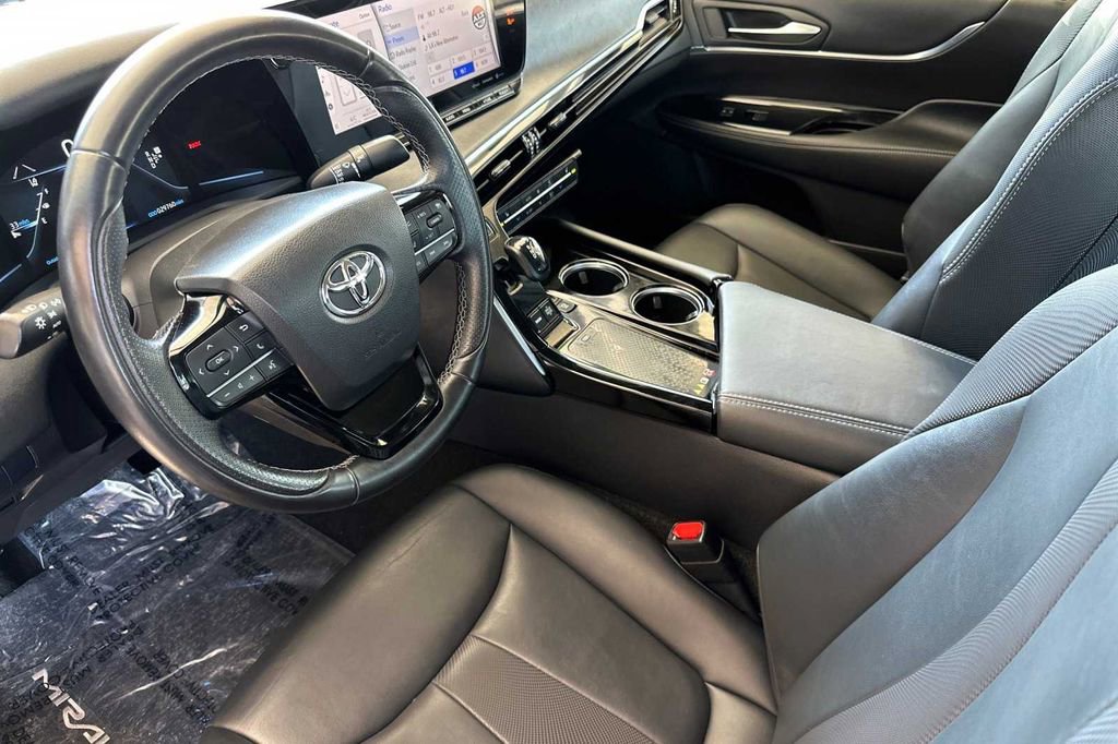 Used 2021 Toyota Mirai XLE w/ Advanced Technology Package image 9