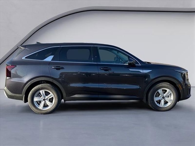 New 2026 Kia Sorento LX image 6
