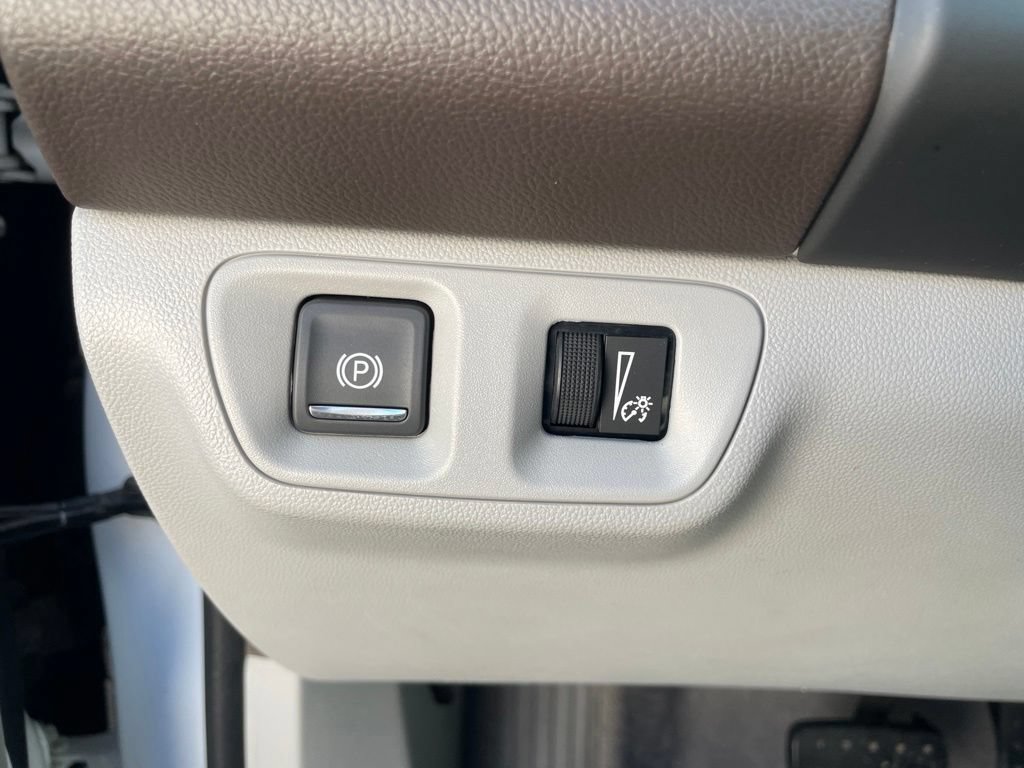 Used 2019 GMC Acadia SLT FWD image 16