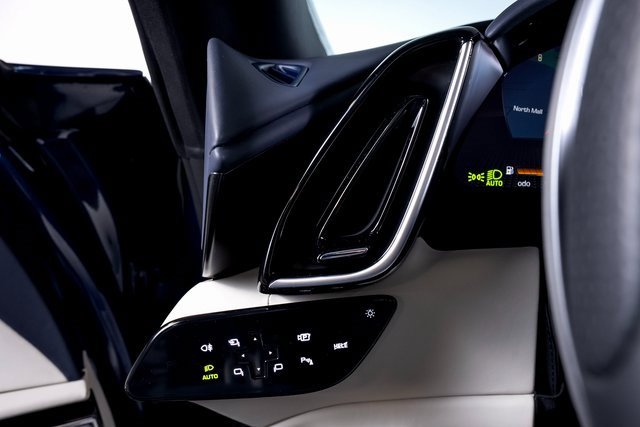 Used 2025 Ferrari Roma Spider image 39