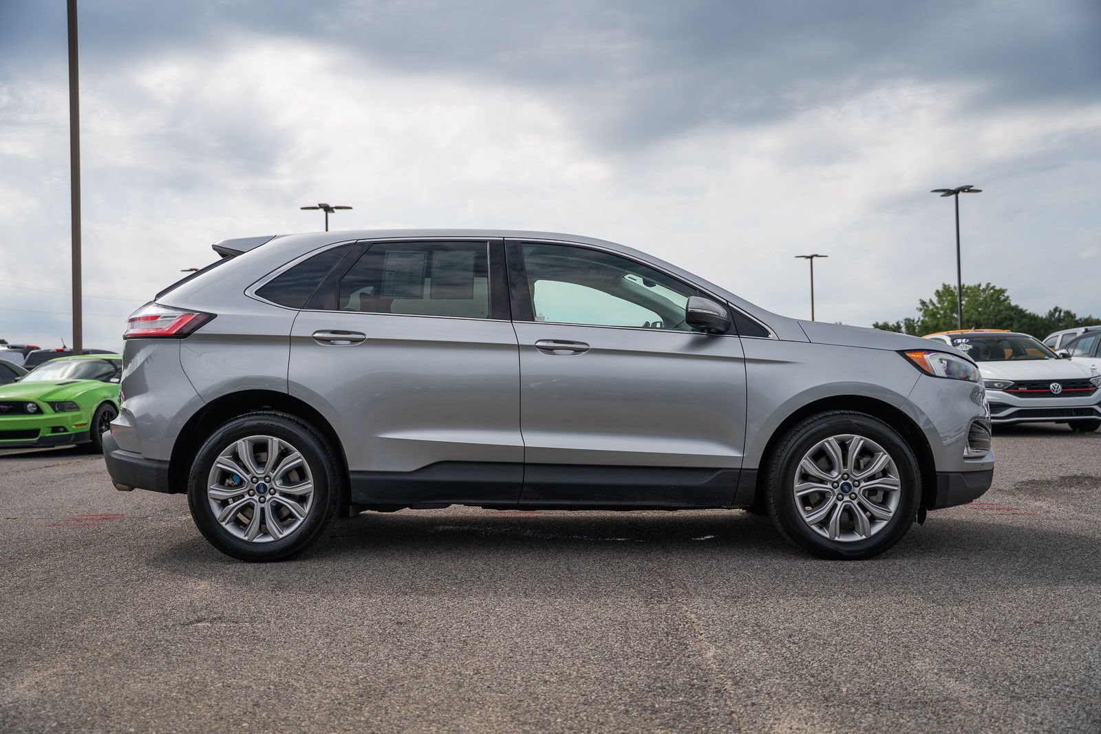 Used 2022 Ford Edge Titanium AWD/4WD image 8