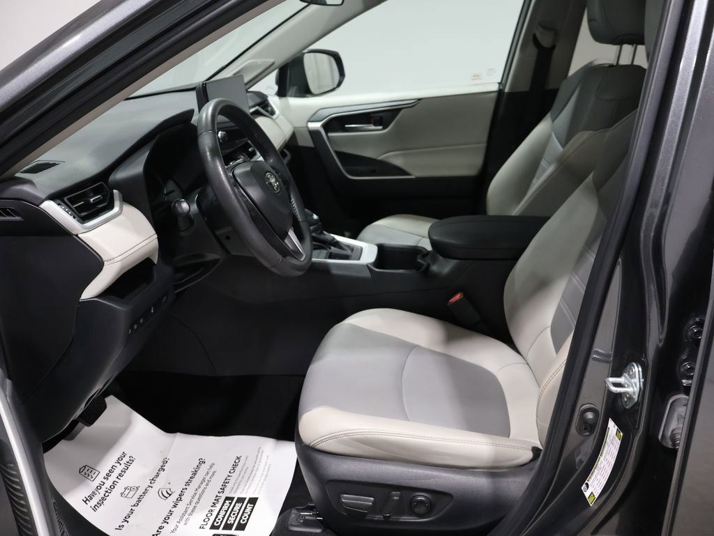 Certified 2023 Toyota RAV4 XLE Premium image 11