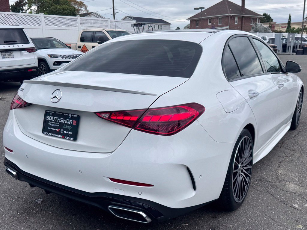 Used 2024 Mercedes-Benz C 300 Sedan image 9
