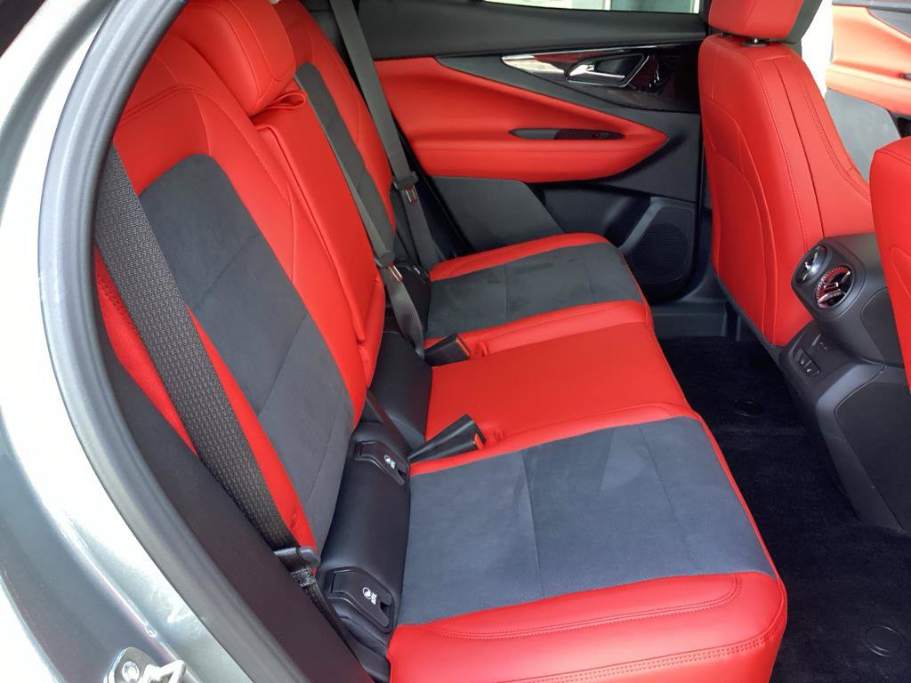 New 2026 Chevrolet Blazer EV RS w/ Super Cruise Package FWD image 19