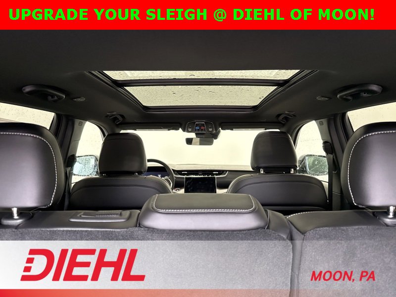 New 2025 Jeep Grand Cherokee Limited w/ Trailer Tow Package image 10