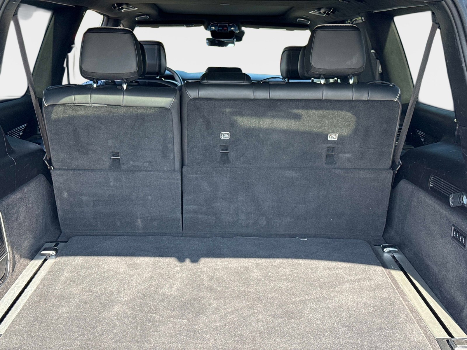 Used 2024 Jeep Grand Wagoneer L Series II w/ Quick Order Packagew 28T image 12