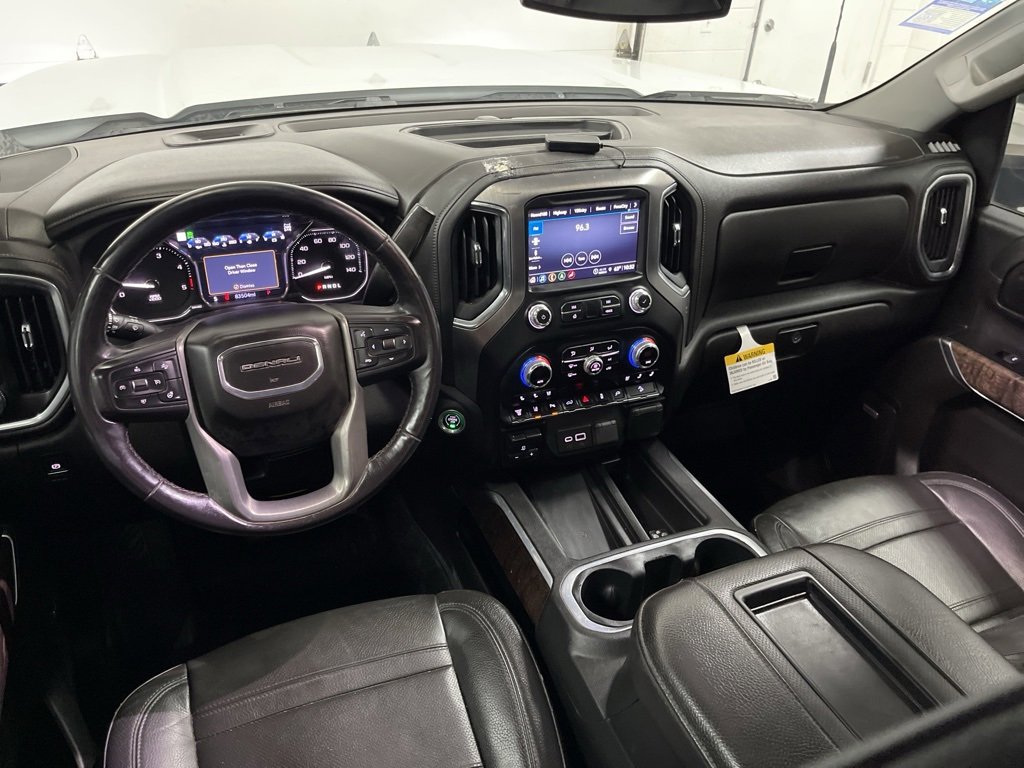 Used 2022 GMC Sierra 3500 Denali image 13