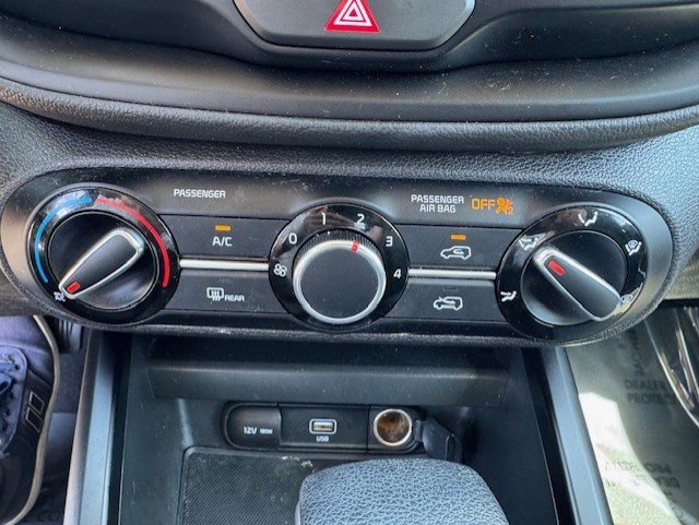 Used 2022 Kia Soul LX w/ Technology Package FWD image 21