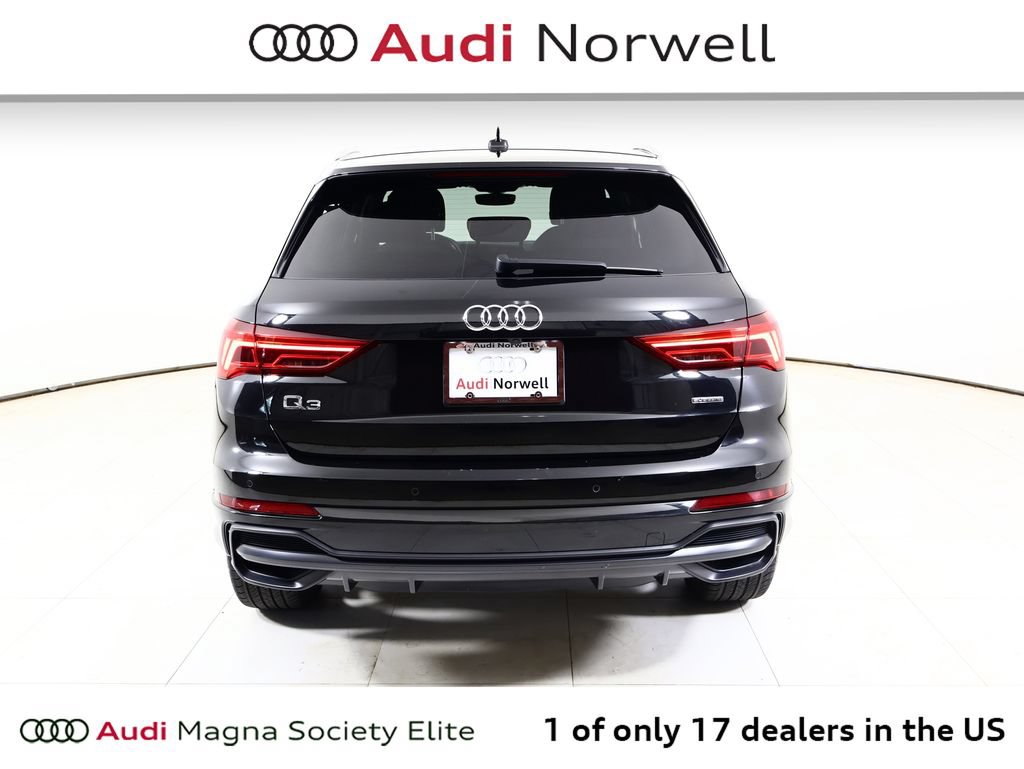 Certified 2022 Audi Q3 2.0T Premium Plus w/ Premium Plus Package AWD/4WD image 14