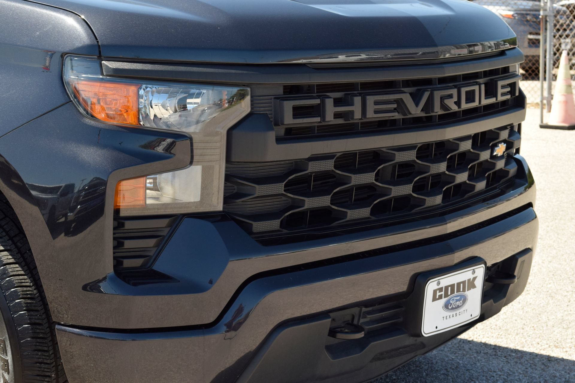 Used 2023 Chevrolet Silverado 1500 Custom RWD image 23